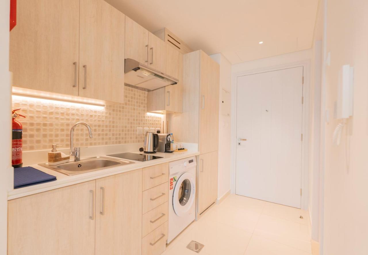 Luxury Studio, Seven Palm Residence-Palm Jumeirah Дубай Екстериор снимка