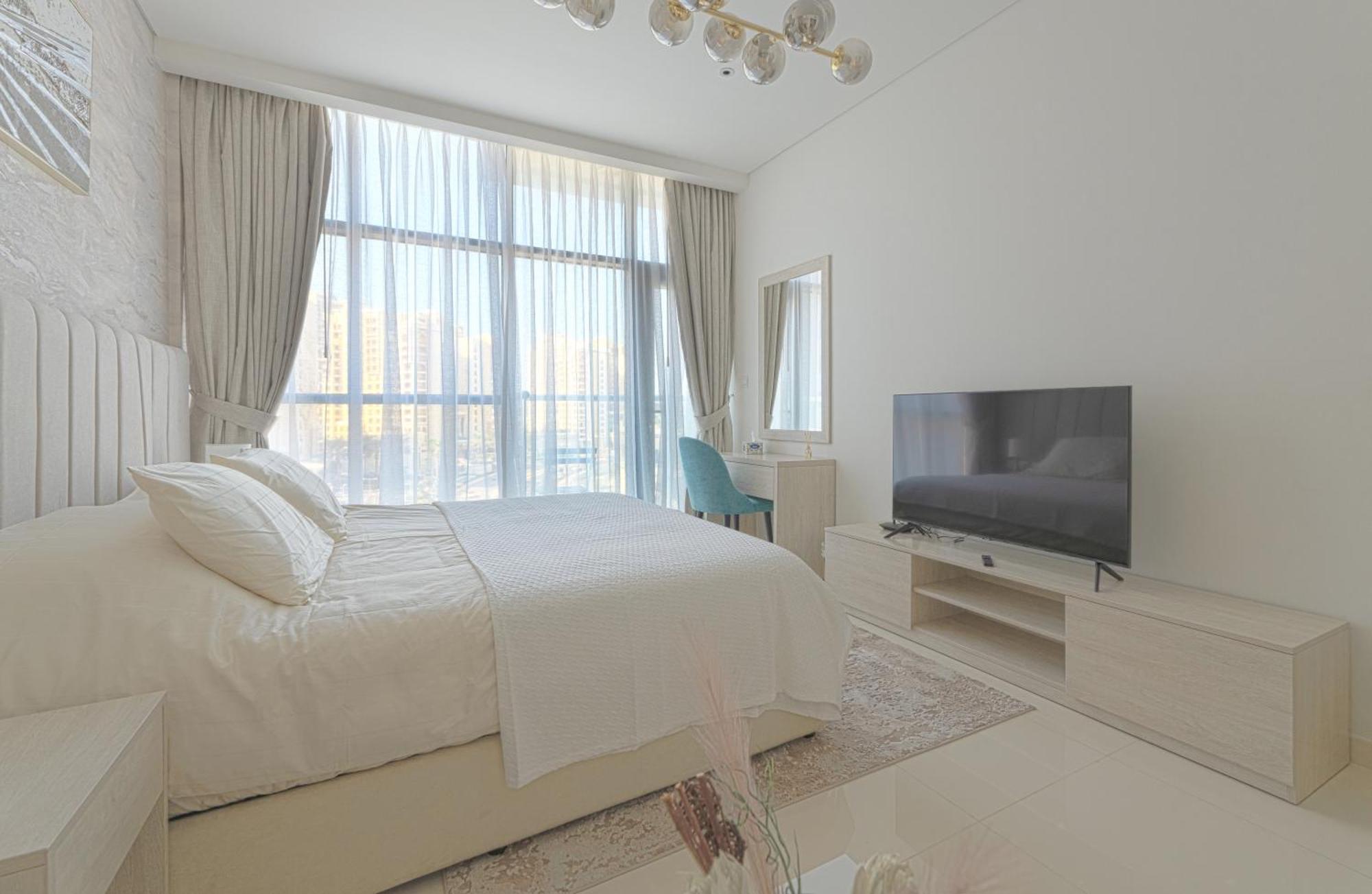 Luxury Studio, Seven Palm Residence-Palm Jumeirah Дубай Екстериор снимка